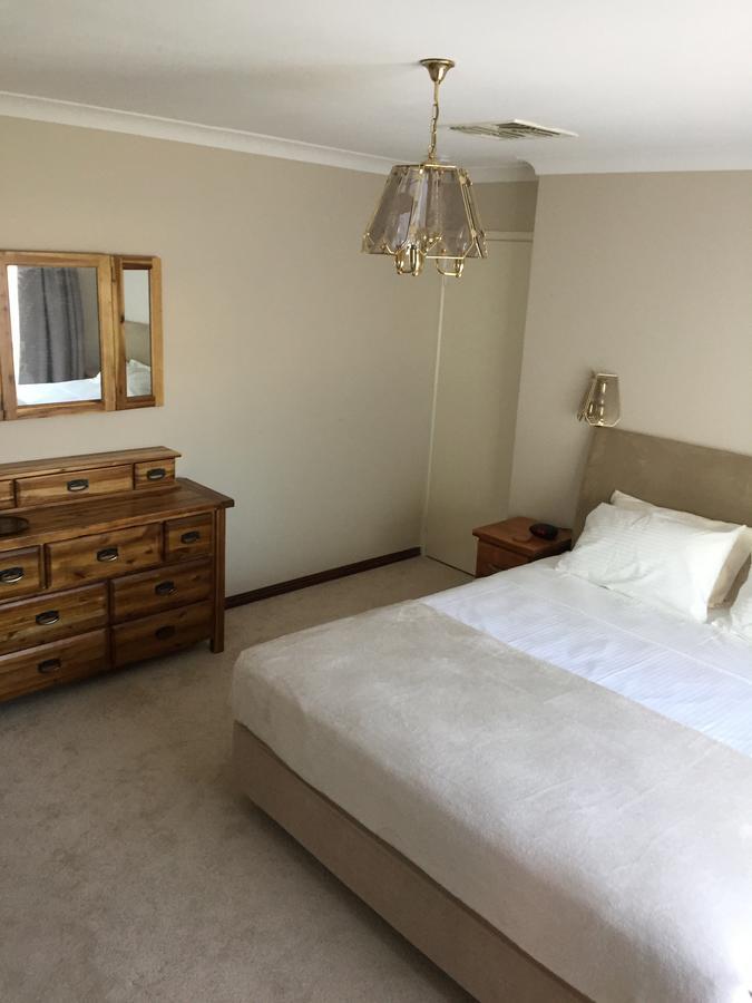 Murdoch Station Bed & Breakfast Perth Esterno foto