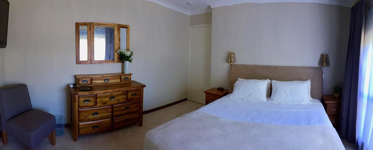 Murdoch Station Bed & Breakfast Perth Esterno foto
