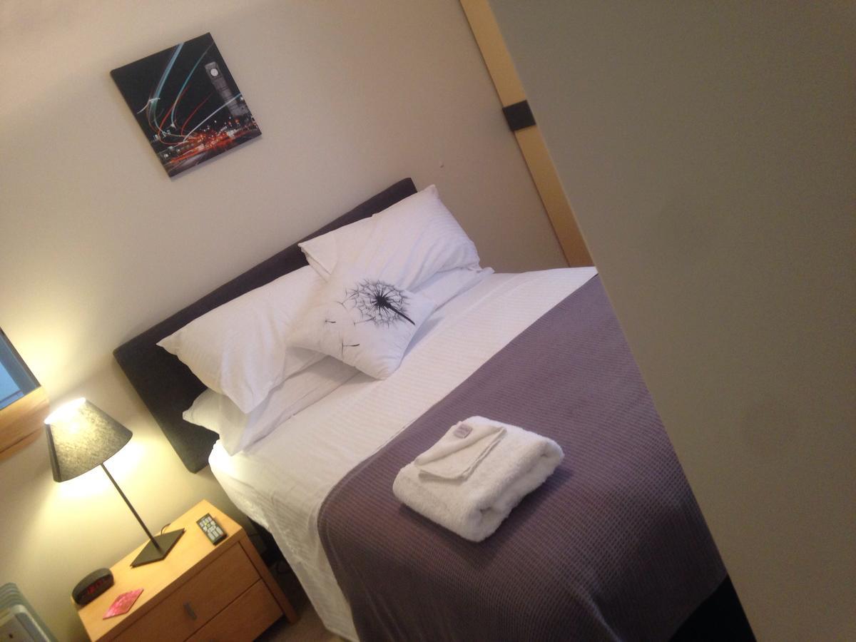 Murdoch Station Bed & Breakfast Perth Esterno foto