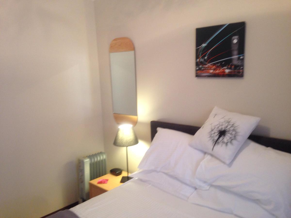 Murdoch Station Bed & Breakfast Perth Esterno foto